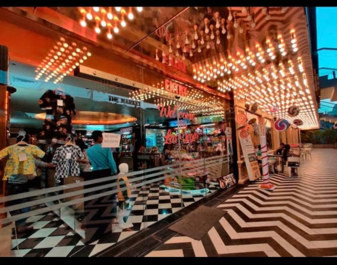 Hotel Blue Diamond Jaipur Buitenkant foto